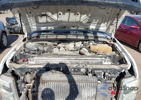 2008 Ford F-250 Xl z USA, uszkodzony, nr VIN 1FTSW20R08ED01206